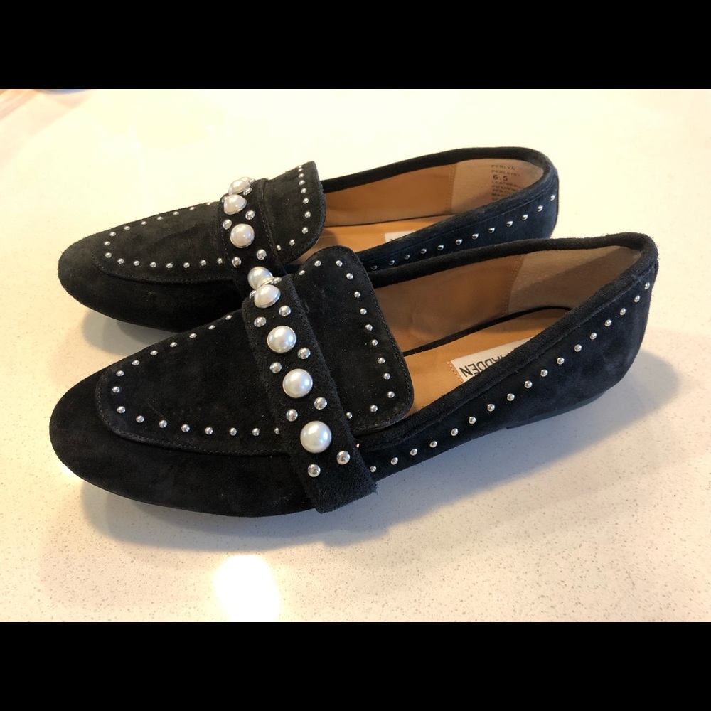 STEVE MADDEN black pearl loafers